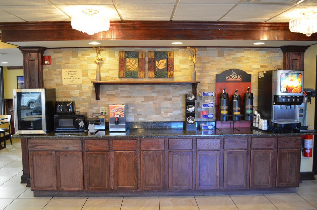 Comfort Downtown Inn 2*