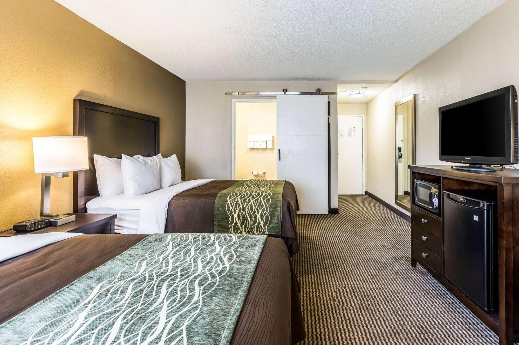 Comfort Downtown 2* Detroit